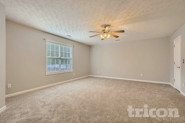 Building Photo - 30 Citron Ct