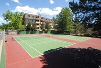 Building Photo - Top Floor South Facing One Bedroom Condo In North Boulder!  Perfect Location!
