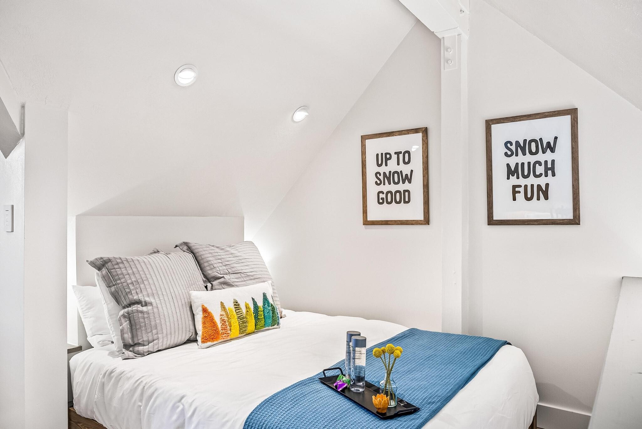 Building Photo - 1385 Lowell Ave