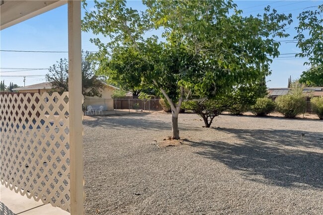 Building Photo - 14776 Coalinga Rd