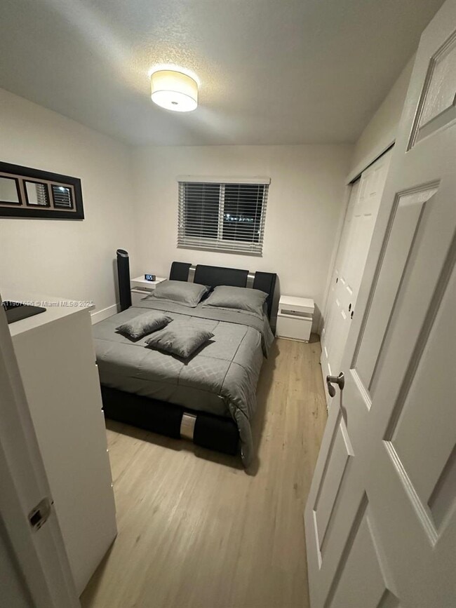 Building Photo - 15304 SW 81st Ln