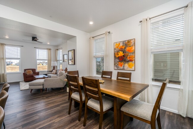 Building Photo - 444 Tigercat Wy