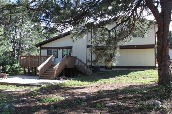 Building Photo - 7155 Delmonico Dr