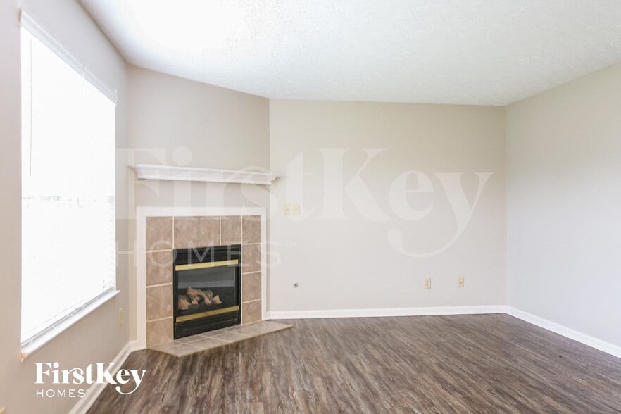 Building Photo - 6046 Lake Freeman Dr