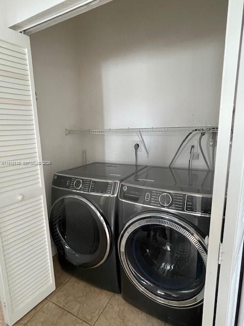 Building Photo - 3102 NE 3rd Dr