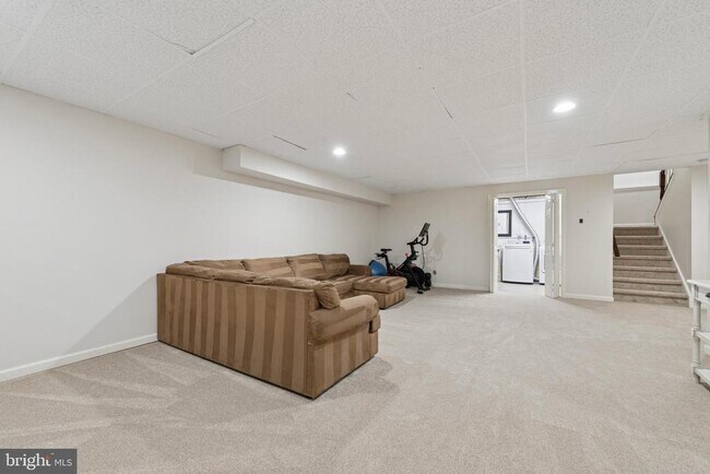 Building Photo - 1415 Aspen Ct