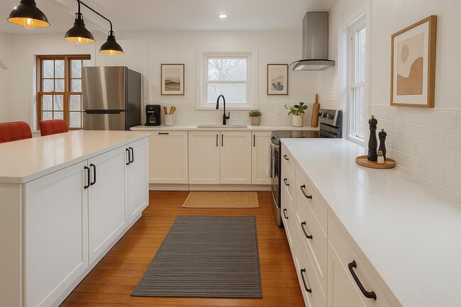 Building Photo - 1206 Bassett Rd