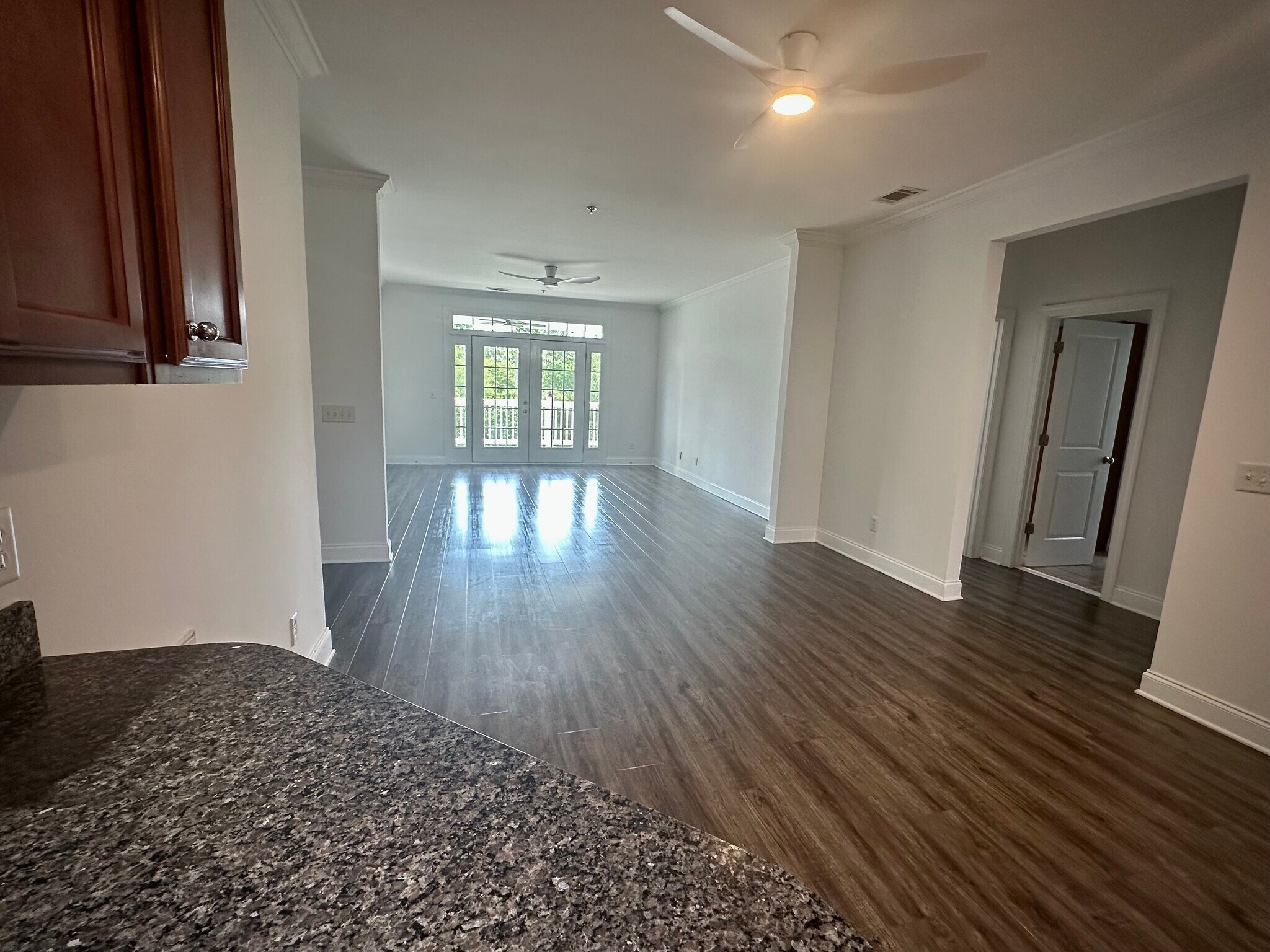 Building Photo - 149 Breezes Dr