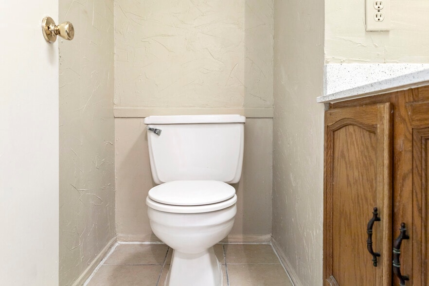 Building Photo - 421 San Mateo Dr