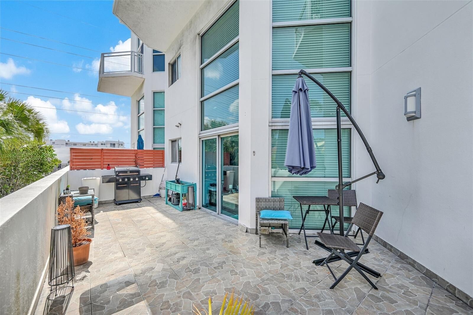 Building Photo - 7728 Collins Ave