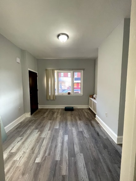 Building Photo - 2105 S Simpson St