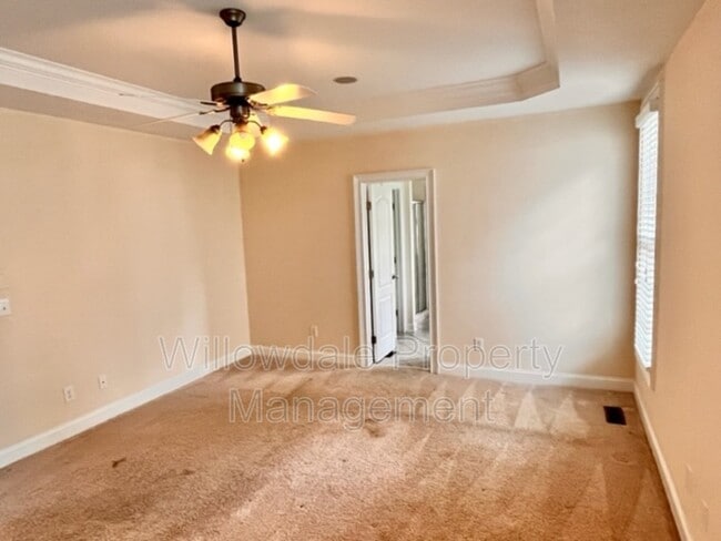 Building Photo - 121 Orianna Dr