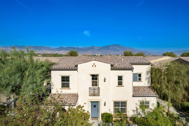 Building Photo - 262 Paseo Gregario