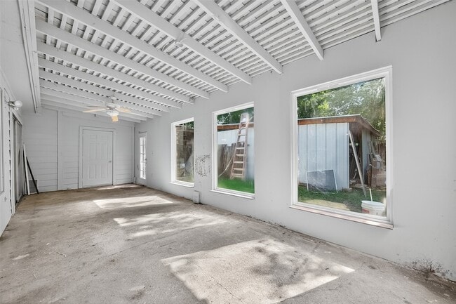 Building Photo - 7711 Del Glen Ln