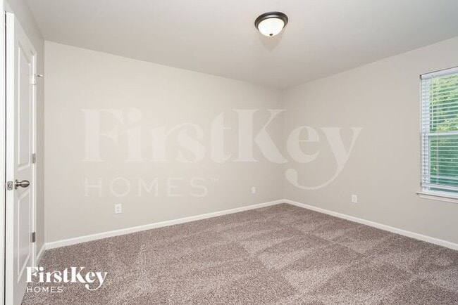 Building Photo - 2377 Dukes Hollow Ct