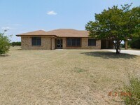 Building Photo - 2315 U.S. Hwy 190