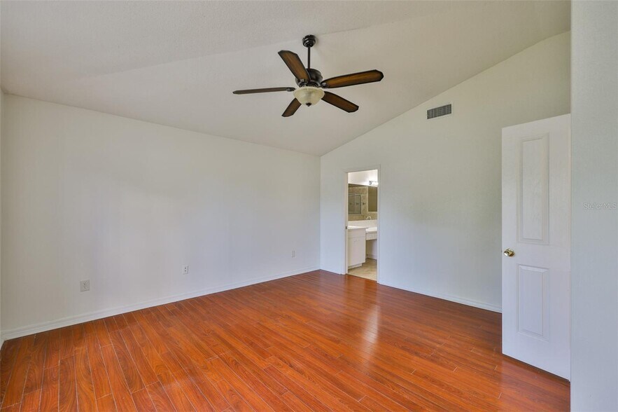 Building Photo - 1611 Bondurant Way