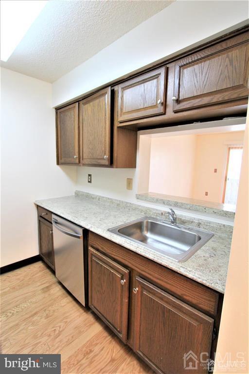 Building Photo - 1219 Ravens Crest Dr