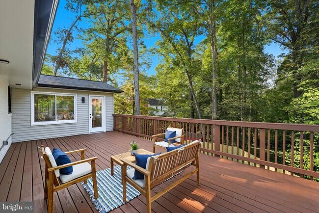 Building Photo - 4512 Sleaford Rd