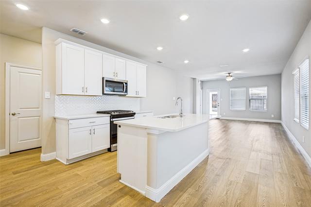 Building Photo - 801 McKenna Dr