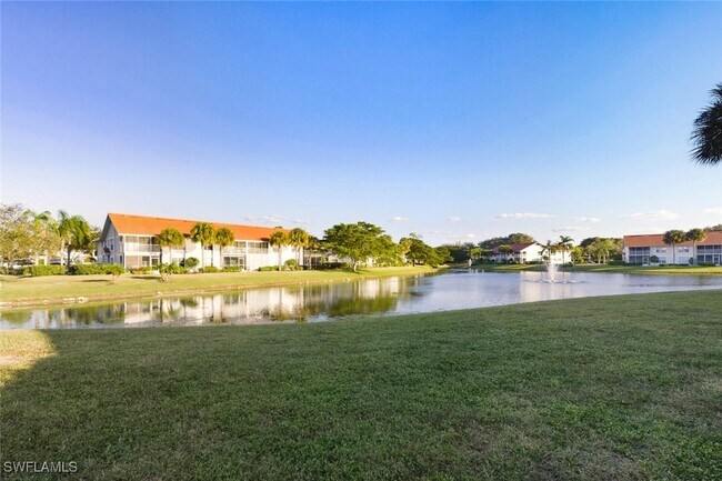 Building Photo - 4910 Deerfield Way