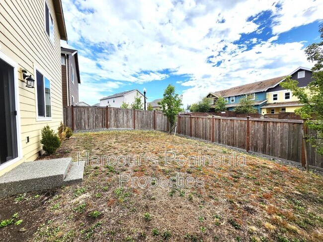 Building Photo - 4785 Driftwood St