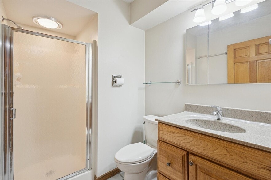 Building Photo - 205 Wayne St