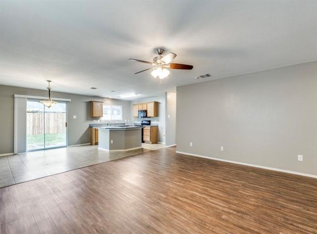 Building Photo - 2001 Lake Trail Dr