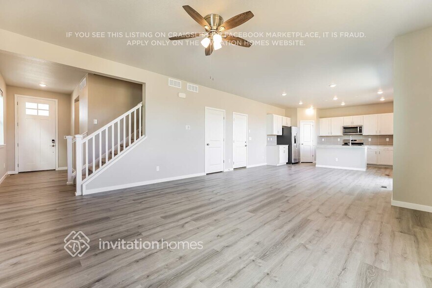 Building Photo - 3383 N Irvington St