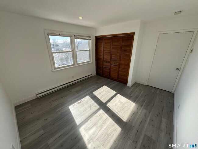 Building Photo - 1 Reynolds Ave