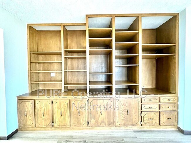 Building Photo - 13007 S 35th St