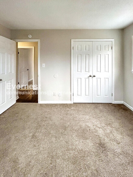 Building Photo - 561 Brightsfield Ct