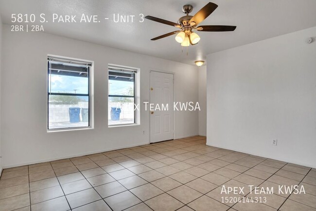 Building Photo - $1150- 2 Bed | 1.5 Bath Townhome Unit with...