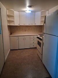 Building Photo - Cozy 2BD w/ Yard – Gas & Water Included – Billings, MT