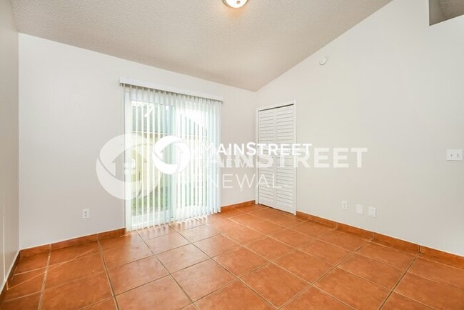 Building Photo - 3 Bedroom Pet-Friendly Home in Orlando, FL with Main Street Renewal