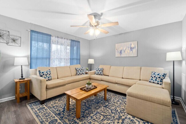 Building Photo - 863 Central Ave