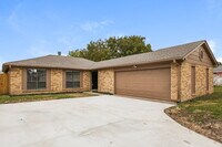 Building Photo - 3306 Seaboard Dr