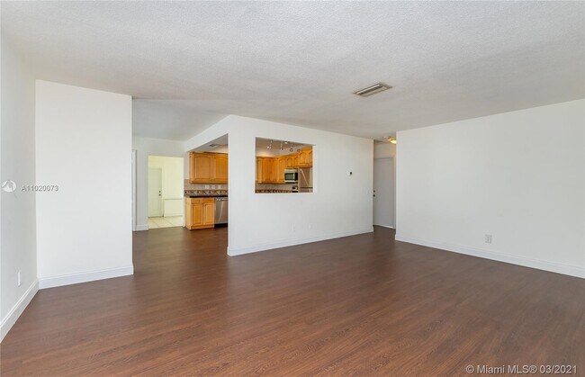 Building Photo - 4500 SW 42nd Ter