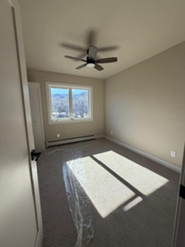 Building Photo - Spacious 4-Bed + Loft, 2.5-Bath Home with Stunning Mountain Views