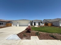 Building Photo - 16806 Mairs Dr