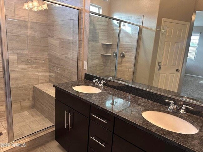 Building Photo - 3883 E Desert Broom Dr