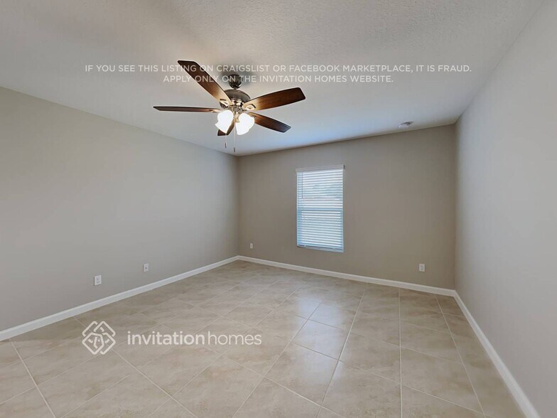 Building Photo - 1305 SW Gastador Ave