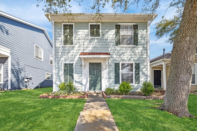 Primary Photo - 15835 S Alley Ct