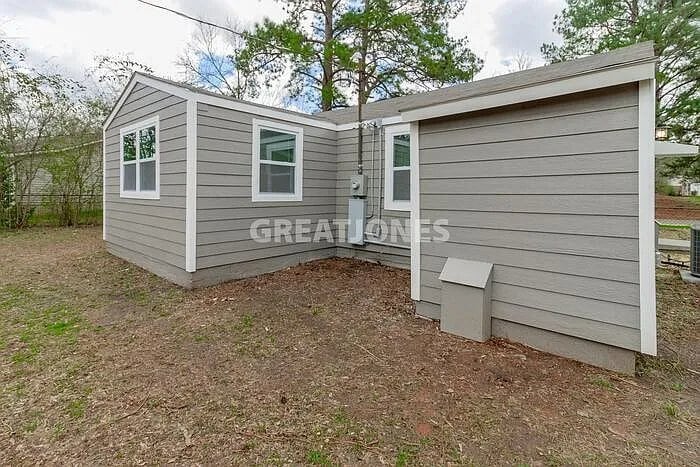 Building Photo - 1324 Creel St