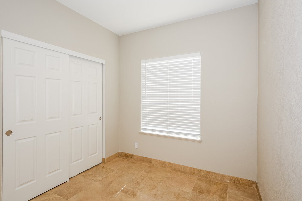 Building Photo - 3424 Edgehill Way