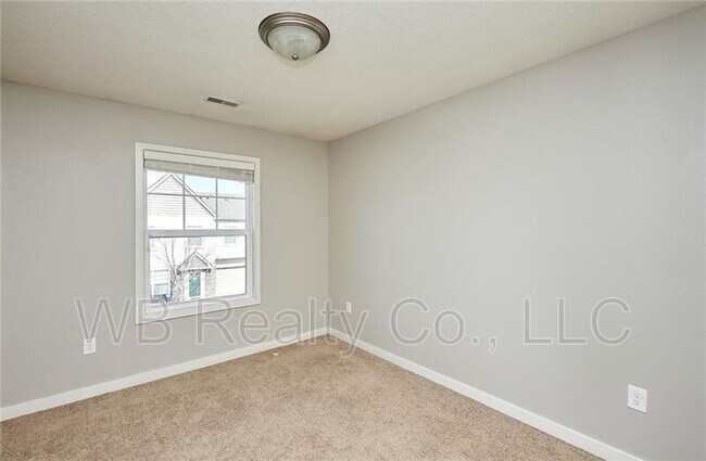 Building Photo - 180 80th St