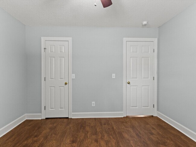 Building Photo - Great location in Harvest and only minutes...