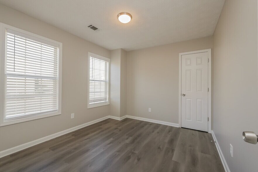 Building Photo - 1171 Misty Meadows Way
