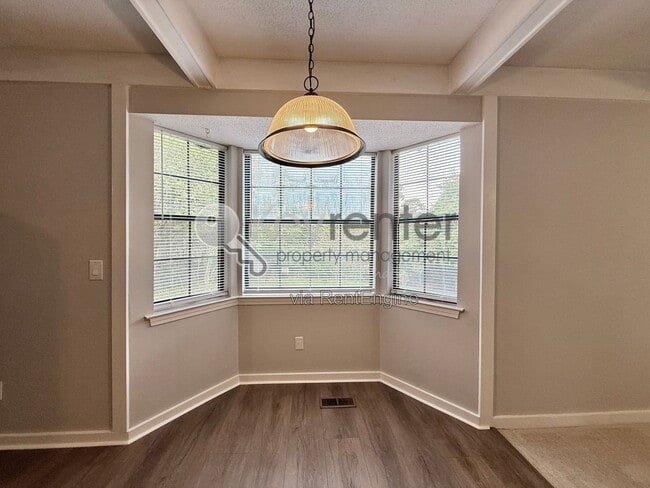 Building Photo - 6407 Harbor Master Dr