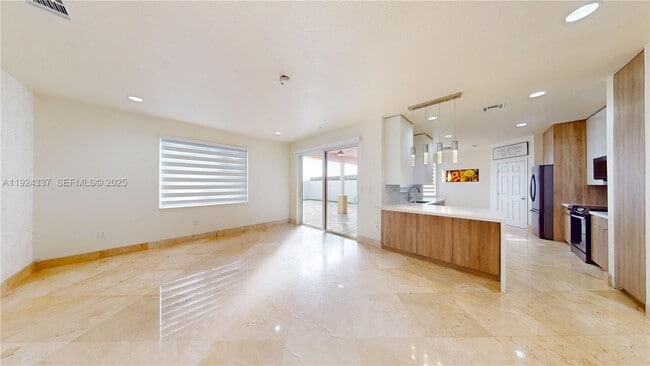 Building Photo - 12358 SW 125th Terrace